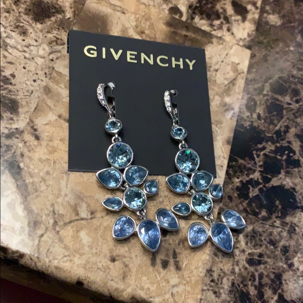 NEW🎊Givenchy Silver Crystal Chandelier Earrings - Picture 2 of 6
